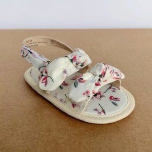 Baby Infant Girls Flower Lightweight Non-Slip Hook And Loop Sandals